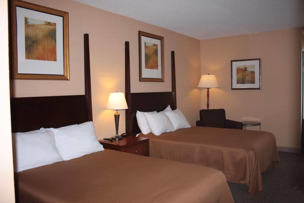 Sunlac Inn Lakota Esterno foto